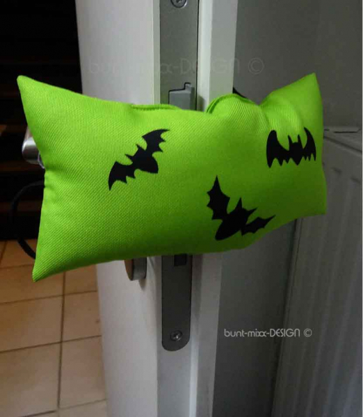 Türstopper mit Fledermaus, Halloween Wohndeko, Outdoorstoff, Einweihungsparty Haus Wohnung, handmade by BuntMixxDESIGN